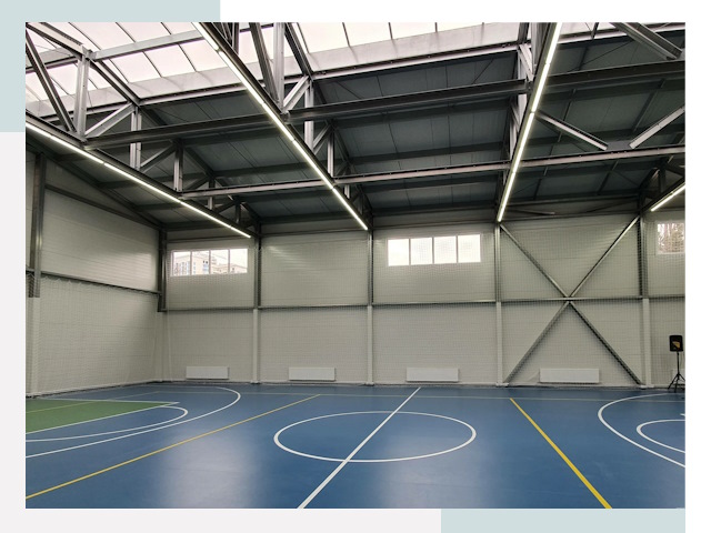 Строительство спортивных объектов от 620 руб в Южно-Сахалинск